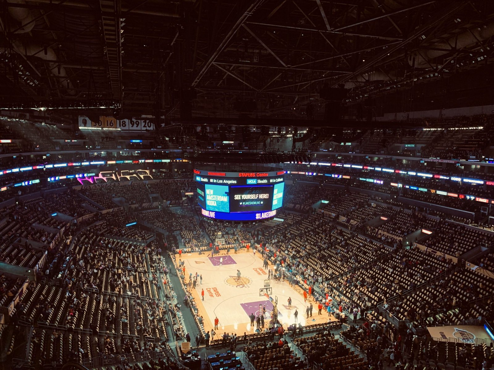 Guiding Tomorrow’s Stars Veteran Players and the Art of Mentorship